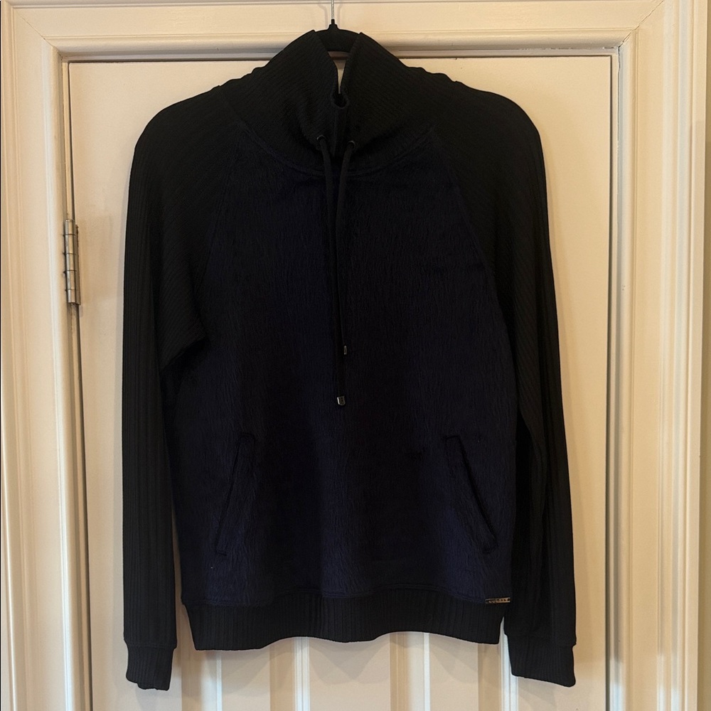 Koral Midnight & Black Funnel Pullover Sweater - Size Medium